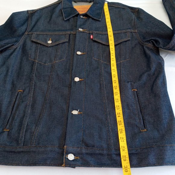Levi's Dark wash rigid trucker jacket Size XXL but runs smaller  NWOT - Picture 4 of 8